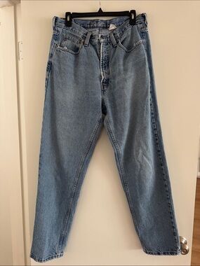 Vintage Classic Light Wash High-Rise Jeans